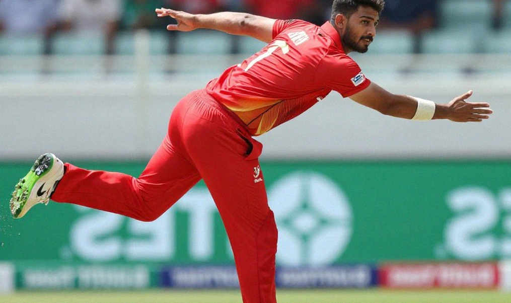 দোলনা, লেজার আর ১৯ রান: এশিয়ান গেমস ক্রিকেট ফাইনালে স্কোরবোর্ডের আড়ালের হিসাব দোলনা, লেজার আর ১৯ রান: এশিয়ান গেমস ক্রিকেট ফাইনালে স্কোরবোর্ডের আড়ালের হিসাব